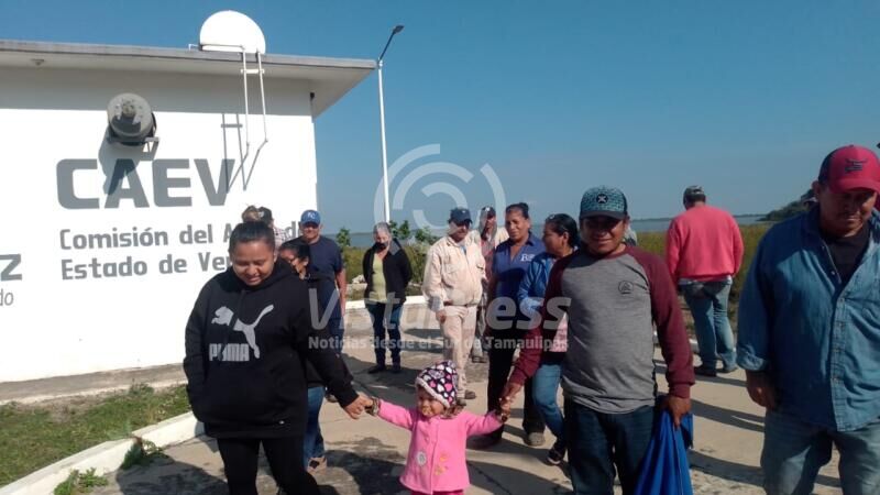 Residentes de la Congregación Corcovado se quejaron en instalaciones de planta tratadora de agua del Mayorazgo por la carencia del vital líquido. Desde el pasado mes de diciembre del 2021redidentes del Corcovado no tienen agua potable.