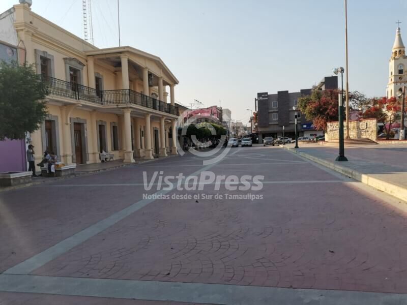 A punto de quedarse sin electricidad inmueble de palacio municipal.