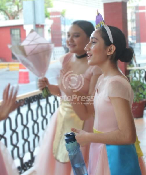 Mafer, alumna de la Escuela de Danza Clásica del IRBA.